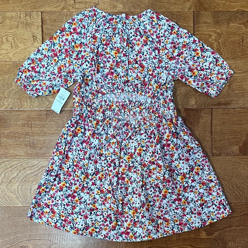NEW WITH TAGS! Toddler Girls Old Navy Waist-Defined Open-Back Floral Dress - 5T - Picture 4 of 6